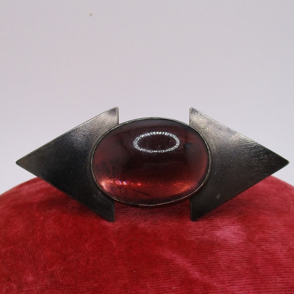 Vintage Tulla Booth Sterling Silver Modernist Purple Stone Triangle Brooch - Picture 1 of 10